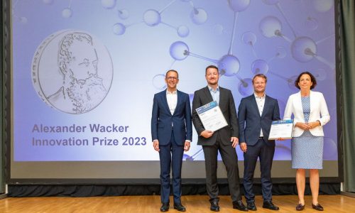 WACKER Confers Innovation Award for Optimized Polysilicon Manufacturing Process